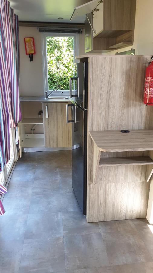 Mobil Home 6-8 Places Parcelle 4 Climatise Biville-sur-Mer Exterior photo